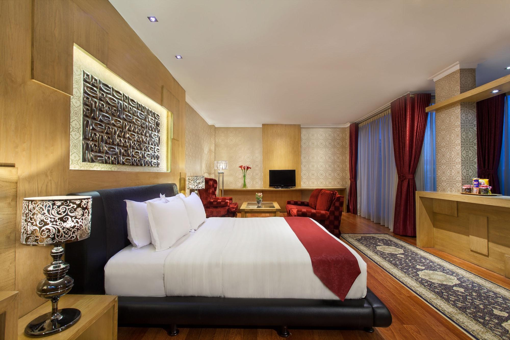 Sahati Hotel Giacarta Esterno foto