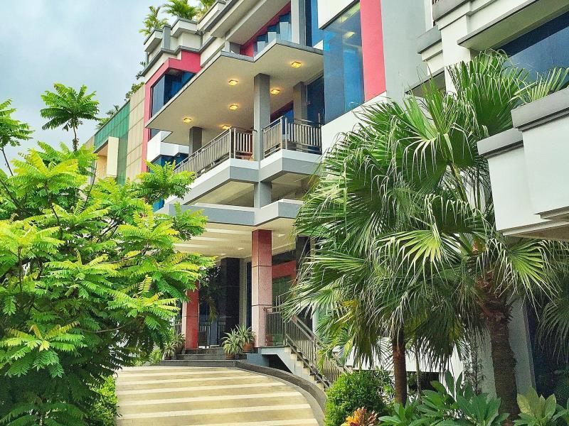 Sahati Hotel Giacarta Esterno foto